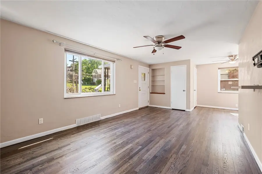 1059 Connor Rd, Pittsburgh, PA 15234 - #3
