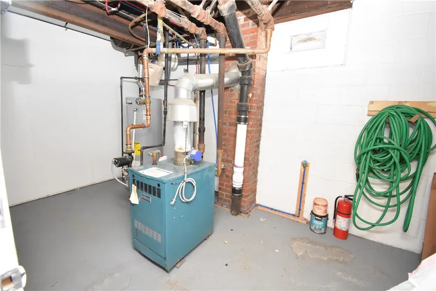 926 Island Avenue, McKees Rocks, PA 15136 - #2