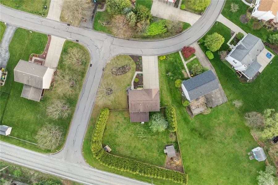 5029 Summit Dr, Allison Park, PA 15101 - #2