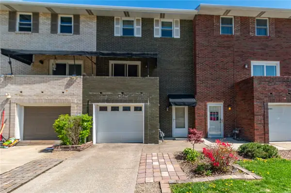 1087 Cranston Dr, Greensburg, PA 15601