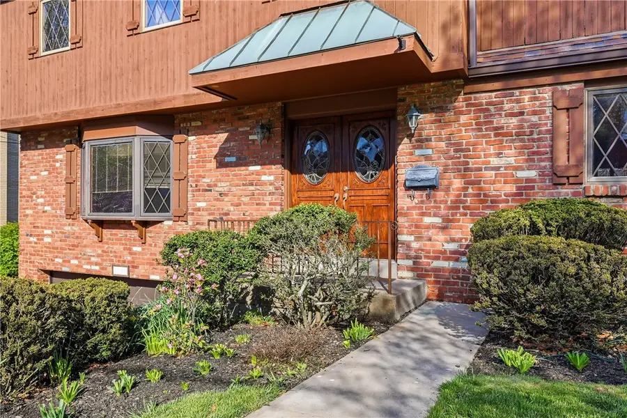 1460 Great Oak Drive, Pittsburgh, PA 15220 - #2