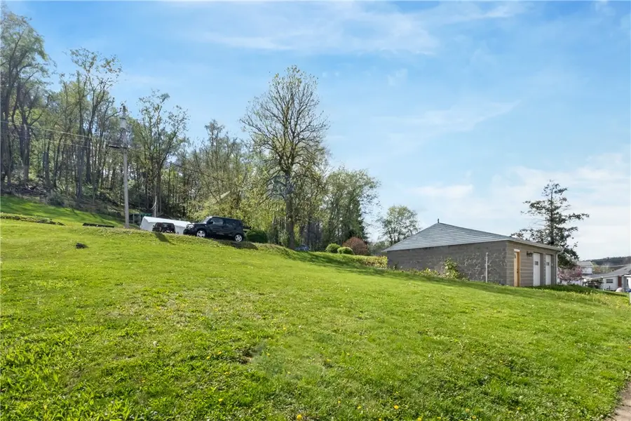 108 Highland Ave, Avella, PA 15312 - #3