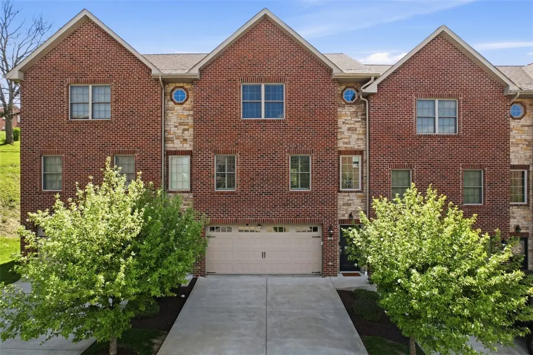 569 Chesnic Dr, Canonsburg, PA 15317 - #1