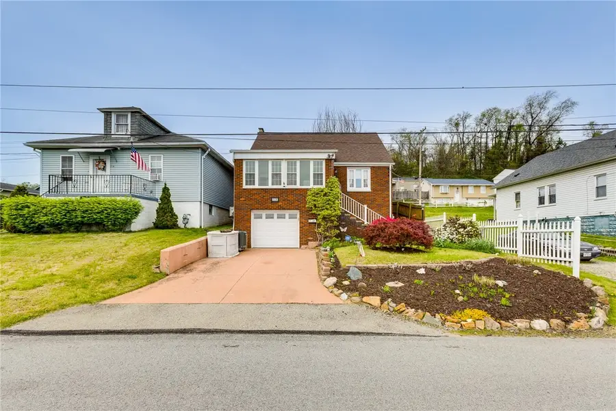 716 Highland Ave, Charleroi, PA 15022 - #2