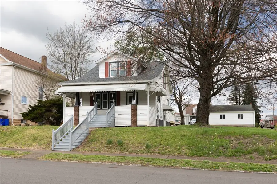 939 Warren Ave, New Castle, PA 16101 - #2