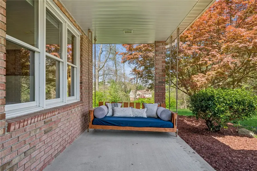 1917 Victoria Ln, Irwin, PA 15642 - #3