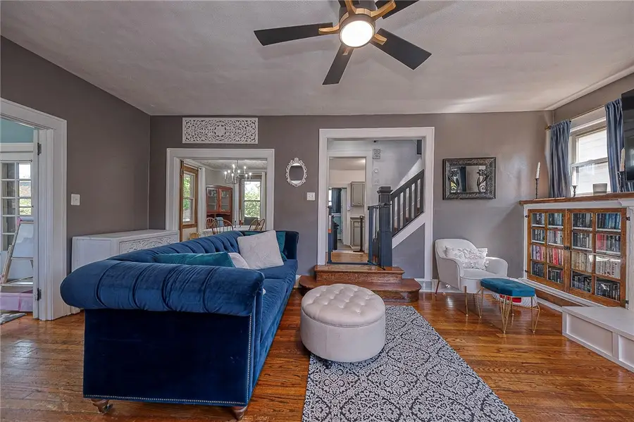 1525 State Ave, Coraopolis, PA 15108 - #2