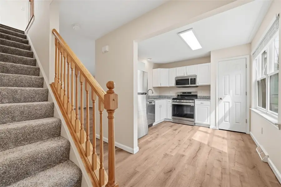 329 Glaser Ave #A, Pittsburgh, PA 15202 - #2