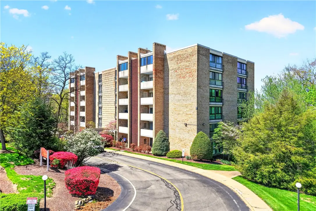 55 Highland Rd #503, Bethel Park, PA 15102 - #1