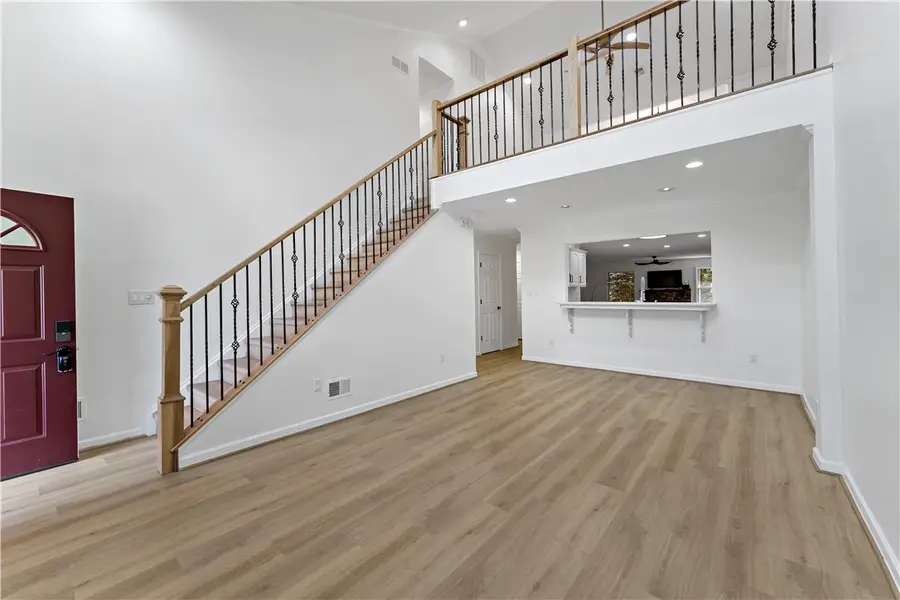 5526 Worthington Ct, Bridgeville, PA 15017 - #2