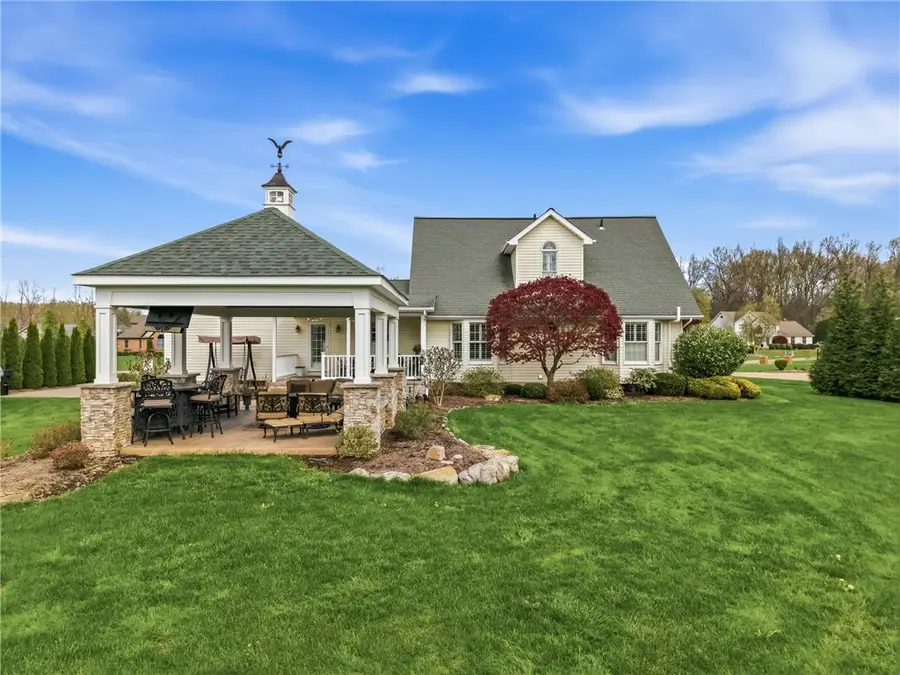 824 Brandywine Dr, Hermitage, PA 16148 - #3