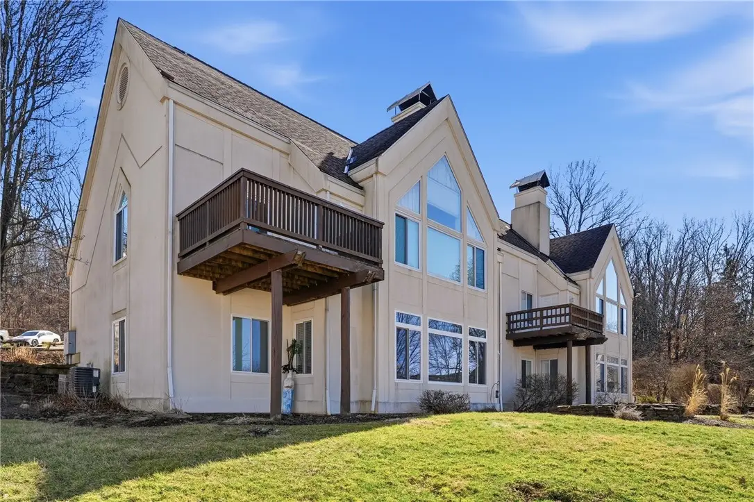 7 Ridgemead Fields Dr, Verona, PA 15147 - #1