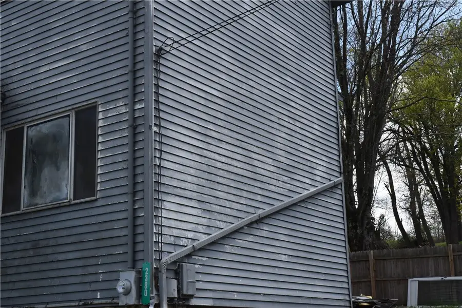 2380 Mt Pleasant Rd, Ruffs Dale, PA 15679 - #3