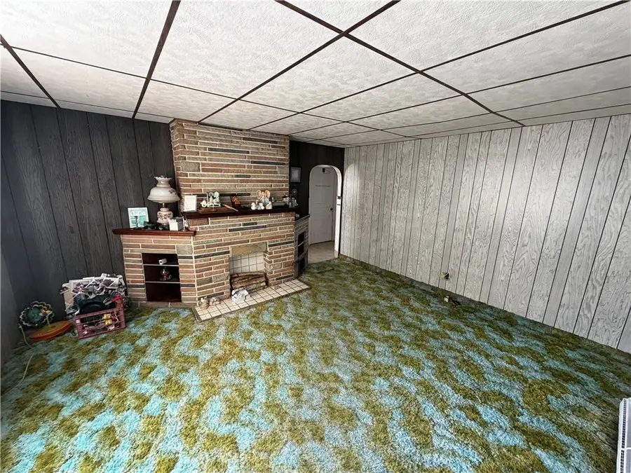 1161 1st St, Grindstone, PA 15442 - #3