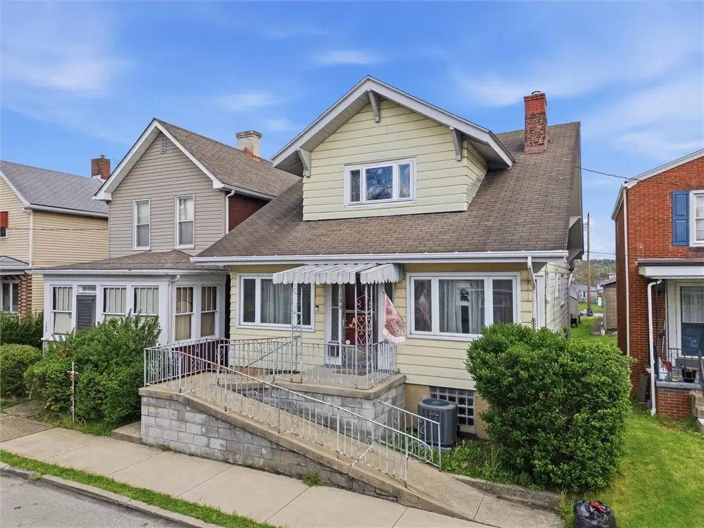 106 Castner Ave, Donora, PA 15033 - #1