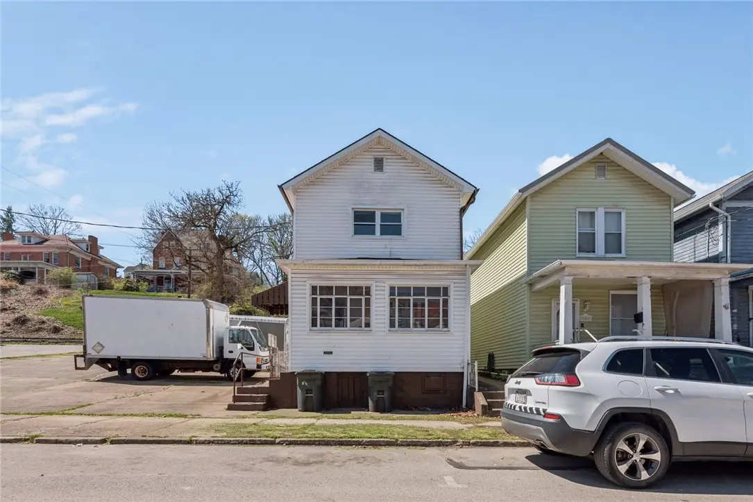 305 Washington Ave, Charleroi, PA 15022 - #1
