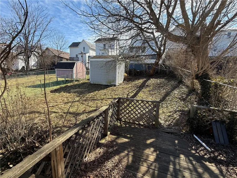 629 1/2 Broad Street, Washington, PA 15301 - #2