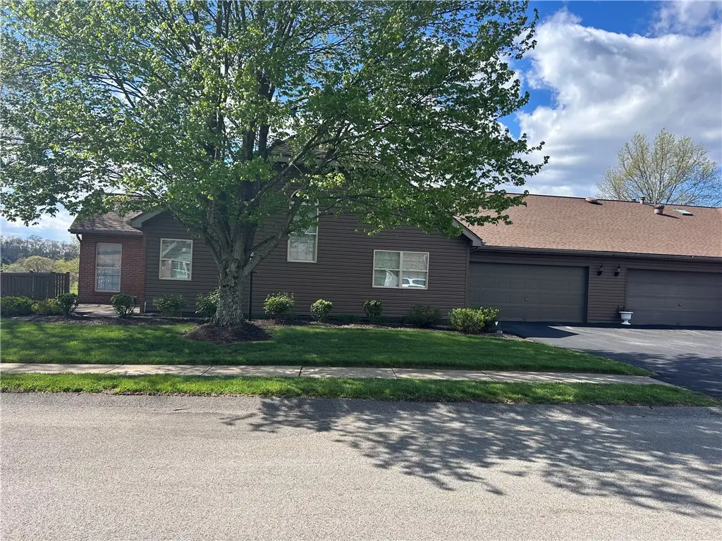 1218 Murry Chase Ln, Murrysville, PA 15668 - #1