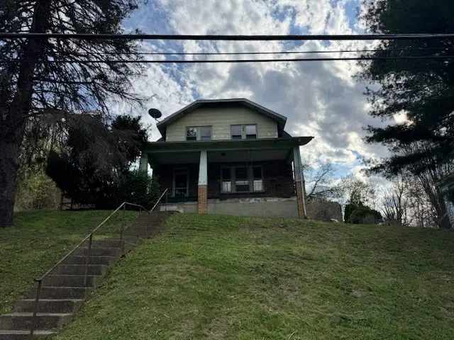 84 Union St, Brownsville, PA 15417 - #1