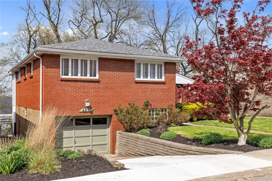 6577 Rosemoor St, Pittsburgh, PA 15217 - #2