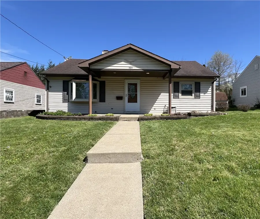 203 Carson St, Springdale, PA 15144 - #2