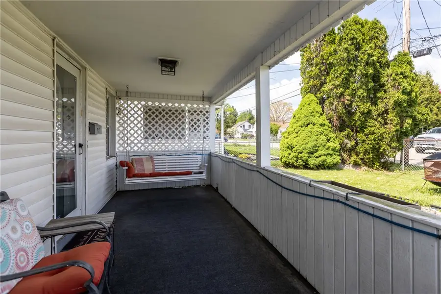 298 Liberty St, Bridgeville, PA 15017 - #3