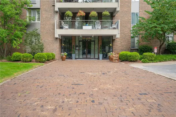 201 Grant #109, Sewickley, PA 15143