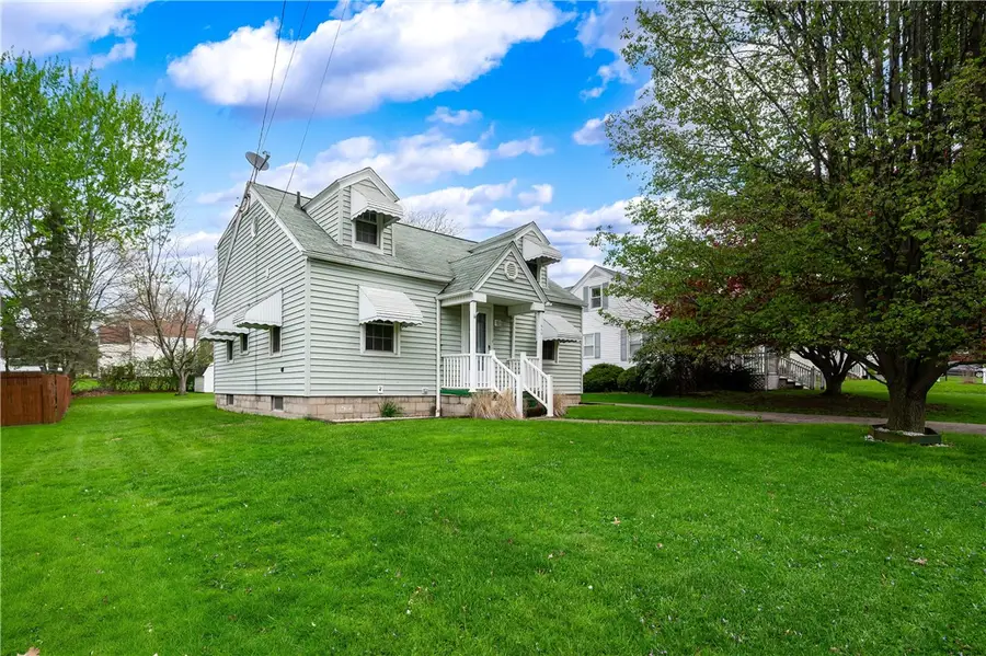 850 Woodland Rd, Sharpsville, PA 16150 - #2