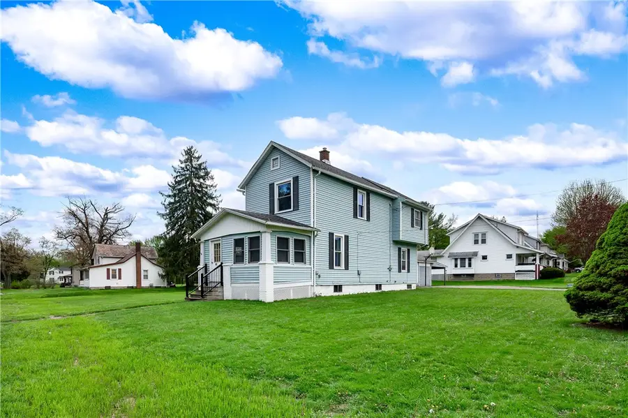 705 S Walnut St, Sharpsville, PA 16150 - #3