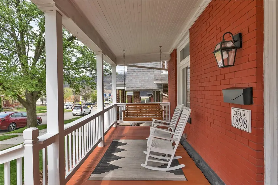 365 Pennsylvania Ave, Oakmont, PA 15139 - #3