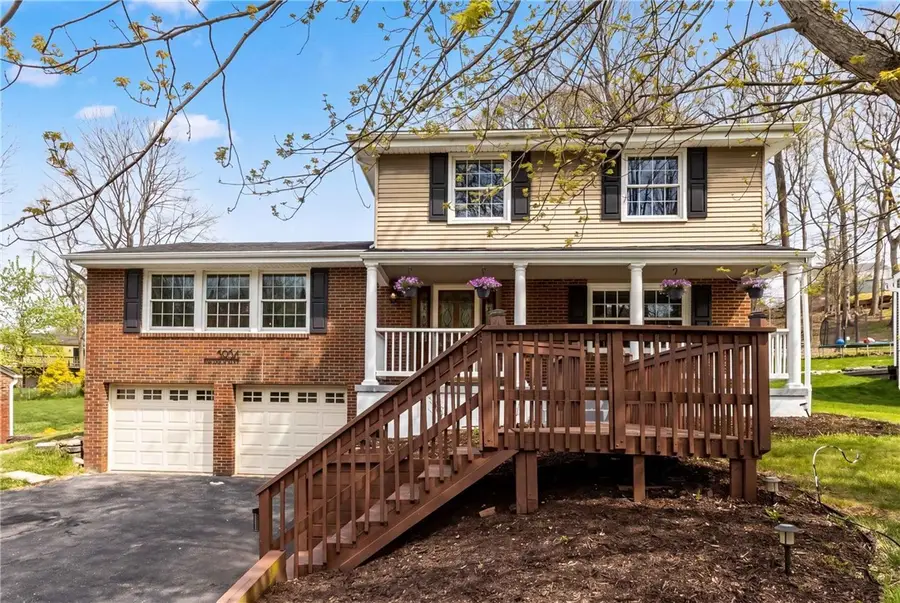 5934 Dashwood Dr, Bethel Park, PA 15102 - #2