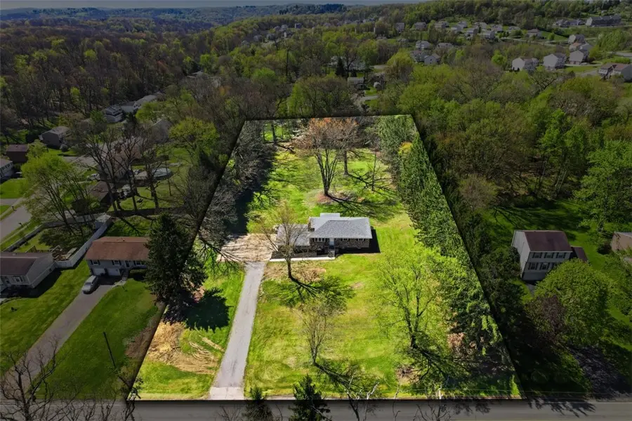 70 Bock Ln, Baden, PA 15005 - #2