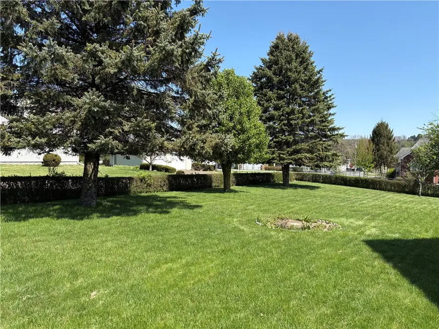 2613 Linden Ave, Hopewell, PA 15001 - #3