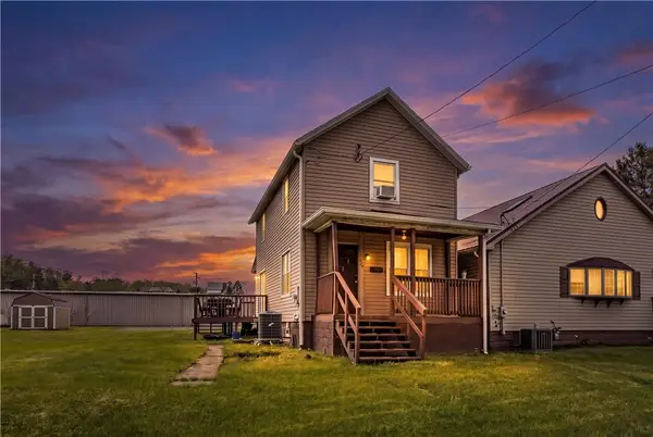 208 Level St, Bentleyville, PA 15314