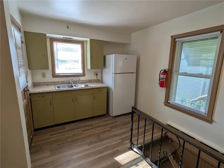 520 W Pike St, Meadow Lands, PA 15347 - #3