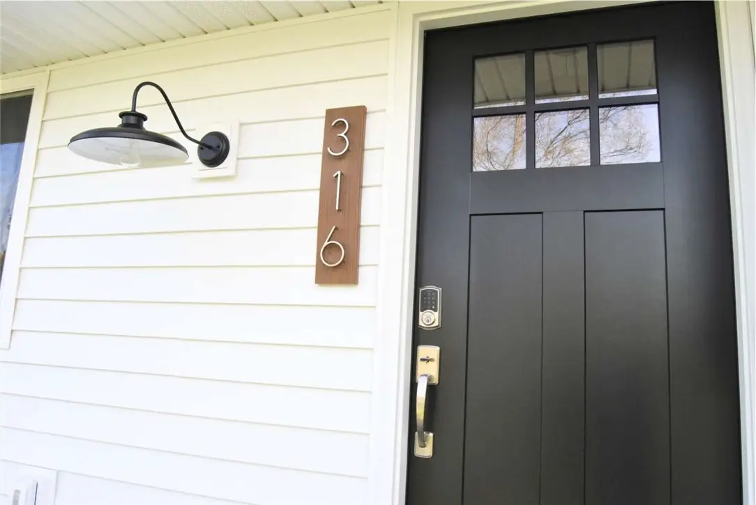 316 Leatherbark Rd, Cranberry, PA 16066 - #1