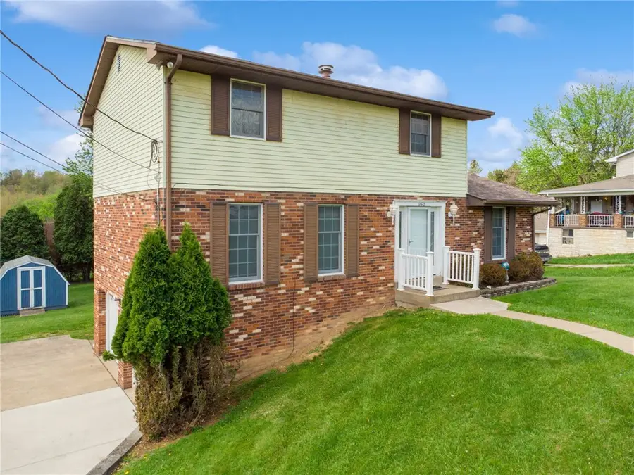 952 Murphy Dr, Washington, PA 15301 - #2