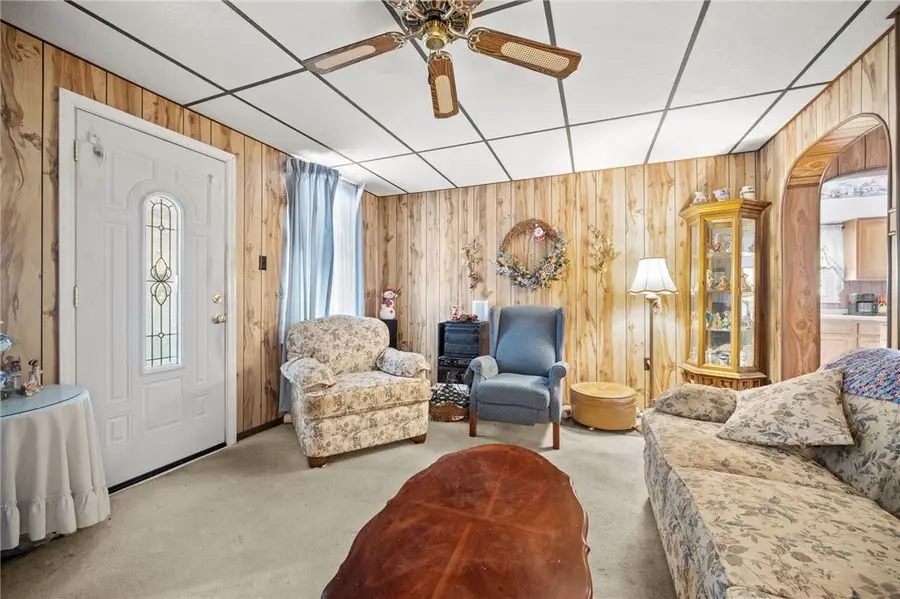 226 Elm St, Canonsburg, PA 15317 - #3