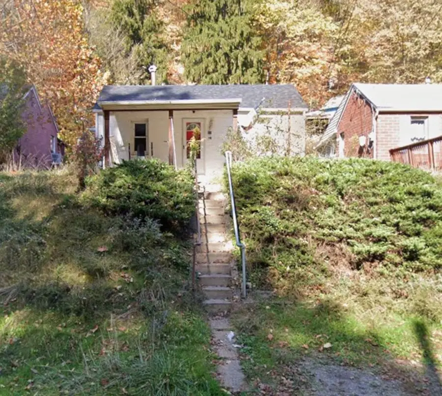 854 Bocktown Rd, Crescent, PA 15046 - #1
