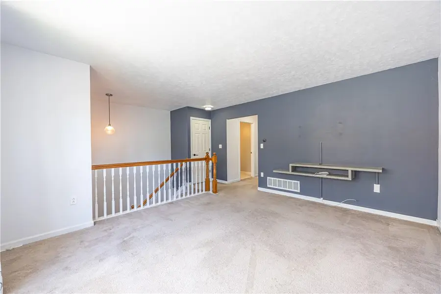 232 Dinwiddie St, Pittsburgh, PA 15219 - #2