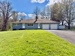 94 Savannah Gardner Road, New Castle, PA 16101