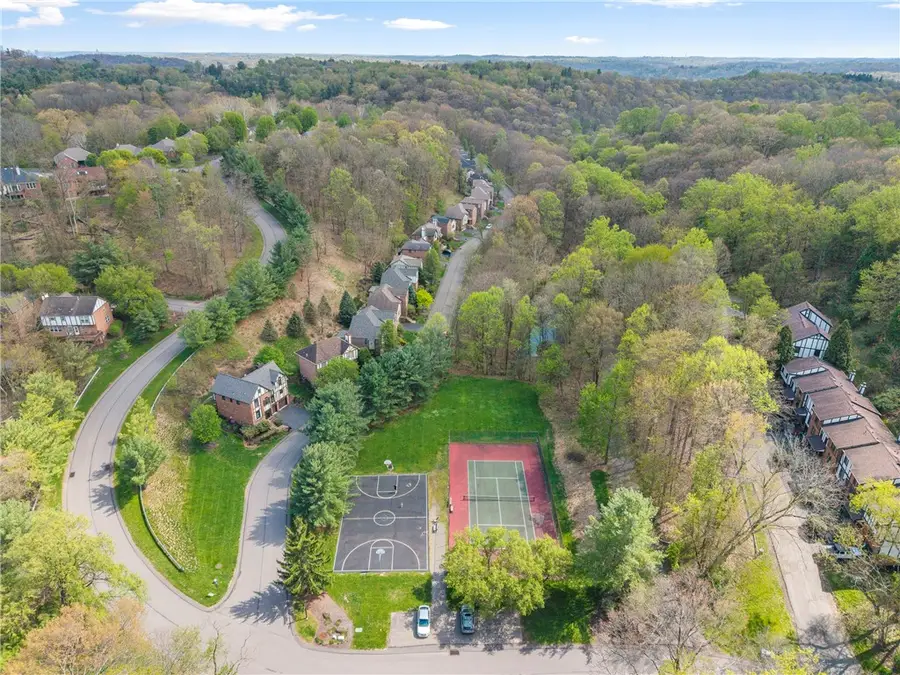 428 Rockledge Dr, Sewickley, PA 15143 - #3