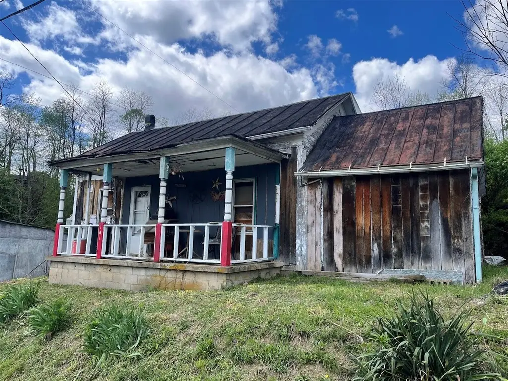 101 Kirby Driveway, New Freeport, PA 15352 - #1