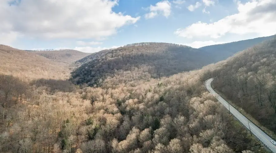 0 Us-30, Laughlintown, PA 15655 - #2