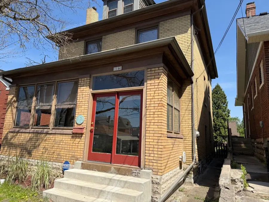 1144 Goe Ave, Pittsburgh, PA 15212 - #2
