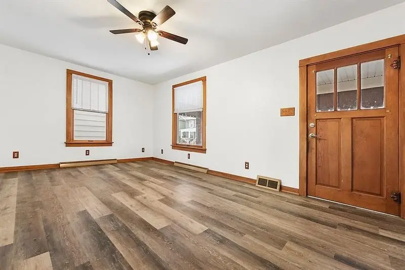 3518 7th Ave, Beaver Falls, PA 15010 - #3