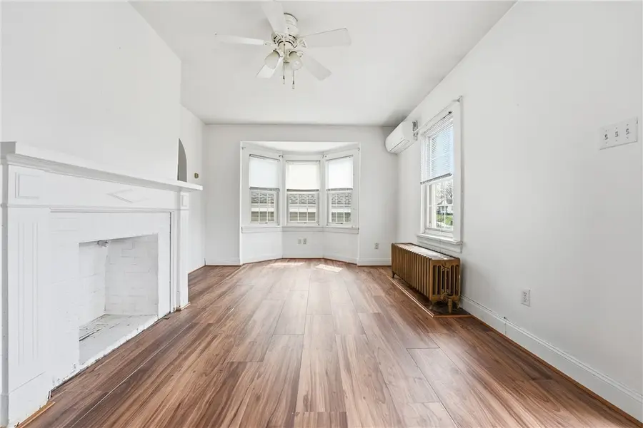 2206 Delaware Ave, New Castle, PA 16105 - #2