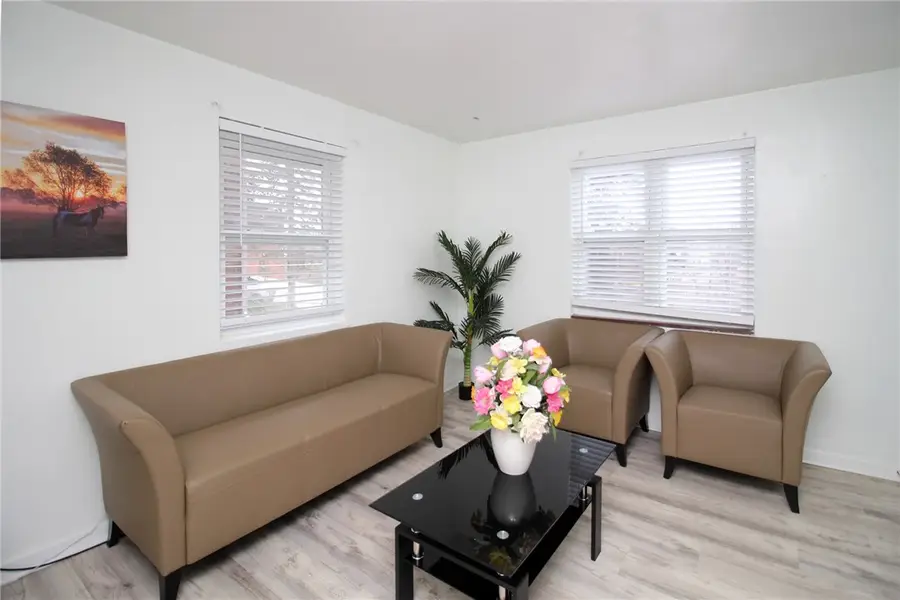 1614 Bevan Rd, Pittsburgh, PA 15227 - #3