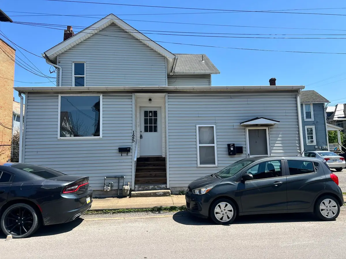 125 N Chestnut St, Butler, PA 16001 - #1