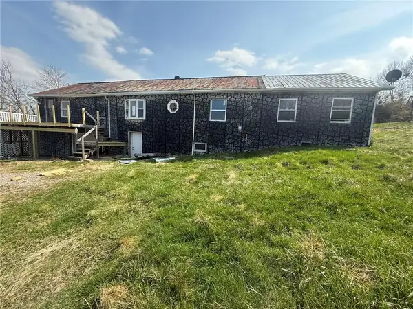 133 Emery Heights Rd, Masontown, PA 15461